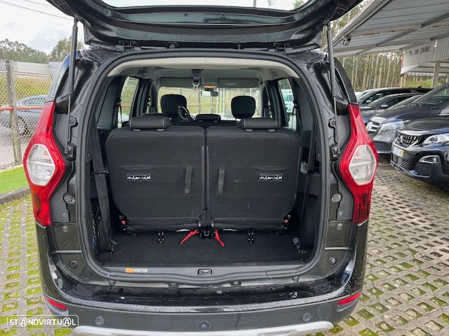 Dacia Lodgy 1.5 Blue dCi Stepway 7L - 8
