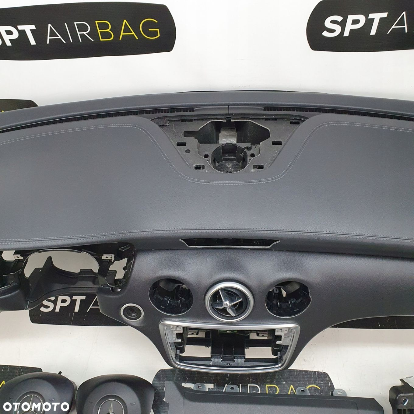 MERCEDES A KLASA W176 LIFT SKÓRZANA NITKA  DESKA ROZDZIELCZA KONSOLA KOKPIT PULPIT PODUSZKI AIRBAG AIR BAG PASY KIT SET - 3