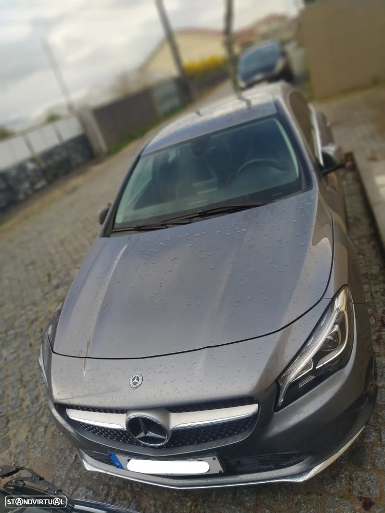 Mercedes-Benz CLA 200 d Shooting Brake Urban Aut. - 2