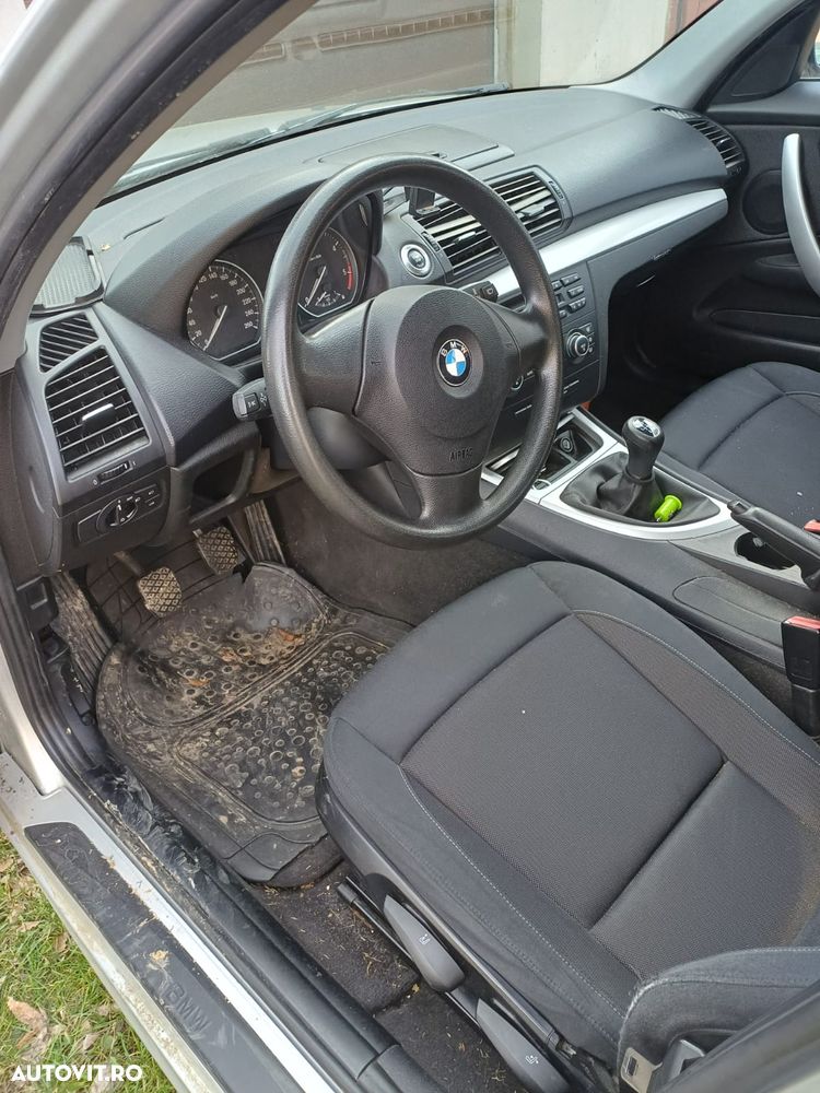 BMW Seria 1 120d - 10