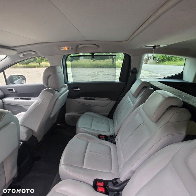 Peugeot 5008 - 17