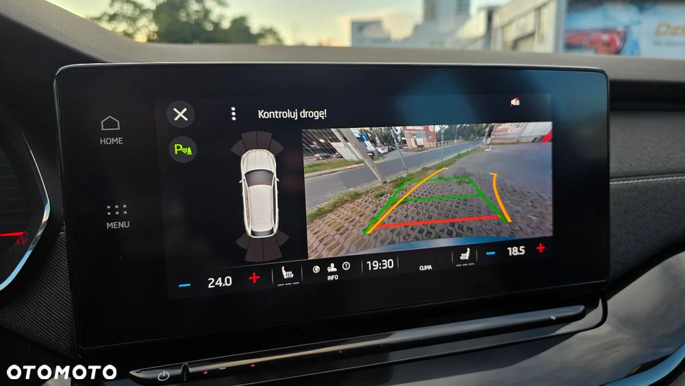 Skoda Octavia 2.0 TDI SCR Style DSG - 13