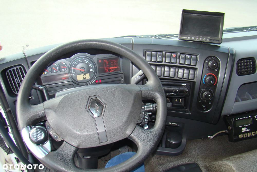 Renault D WIDE 320 - 10