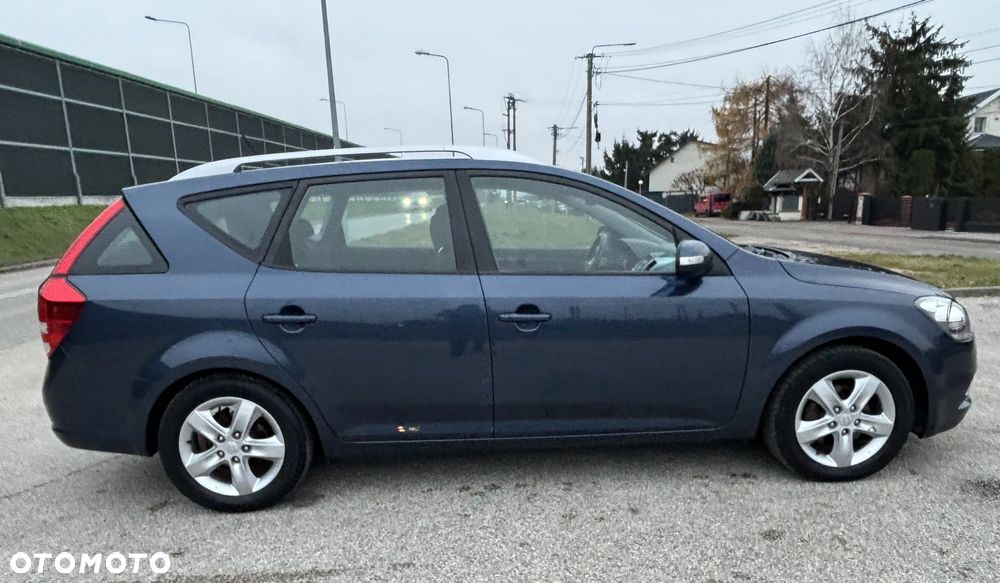 Kia Ceed 1.6 CRDi 90 Spirit - 38