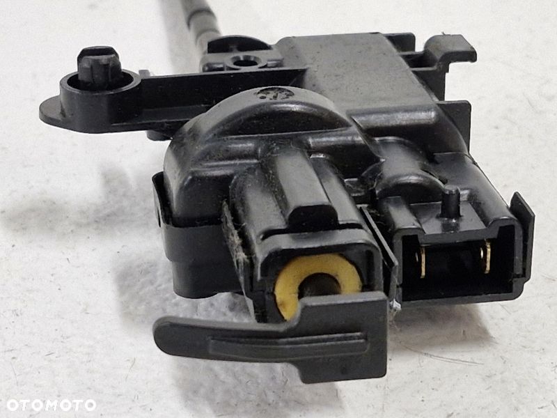 RENAULT MEGANE SCENIC 3 III SIŁOWNIK SILNICZEK KLAPKI WLEWU PALIWA 8200312600 - 6