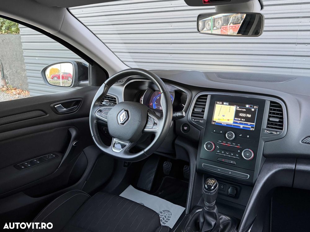 Renault Megane TCe GPF Limited - 9