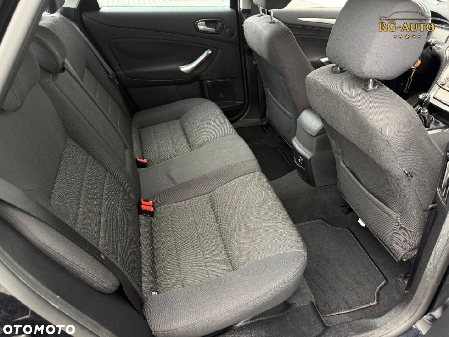Ford Mondeo - 29