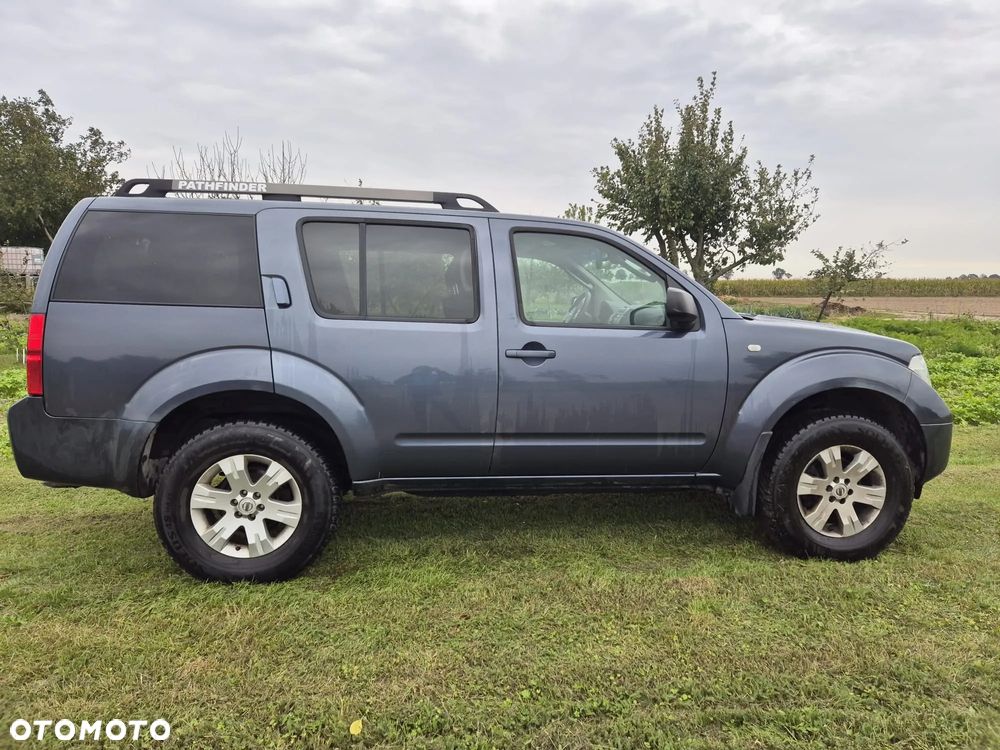 Nissan Pathfinder 2.5 dCi Elegance - 8