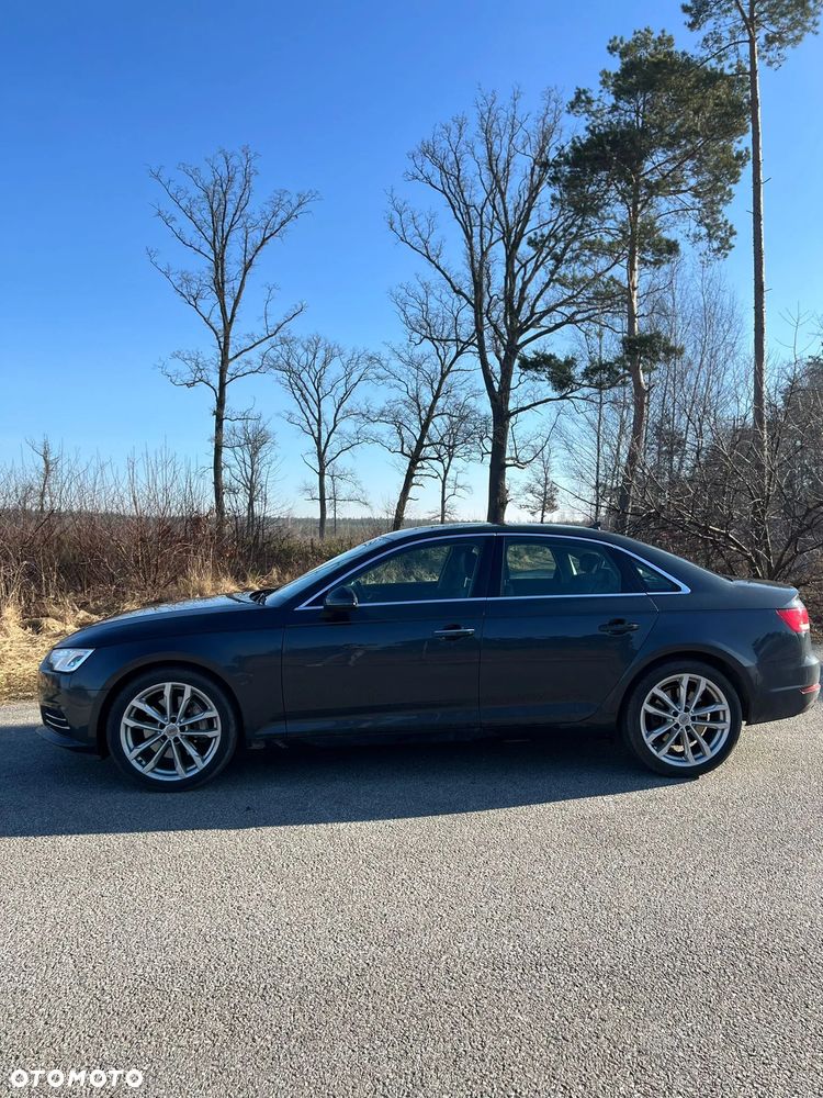 Audi A4 Limousine - 14