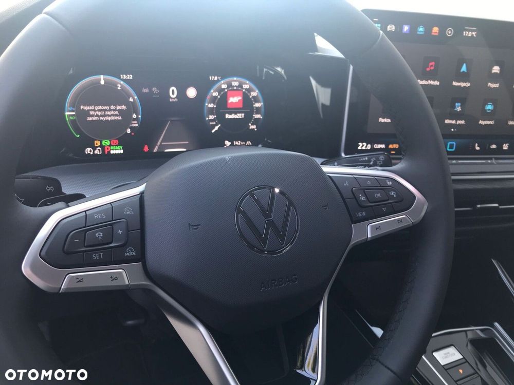 Volkswagen Golf - 12
