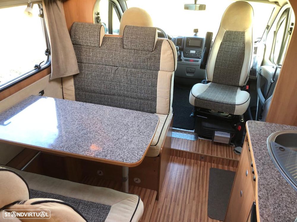 Dethleffs Advantage T5841 6.4MT - 10