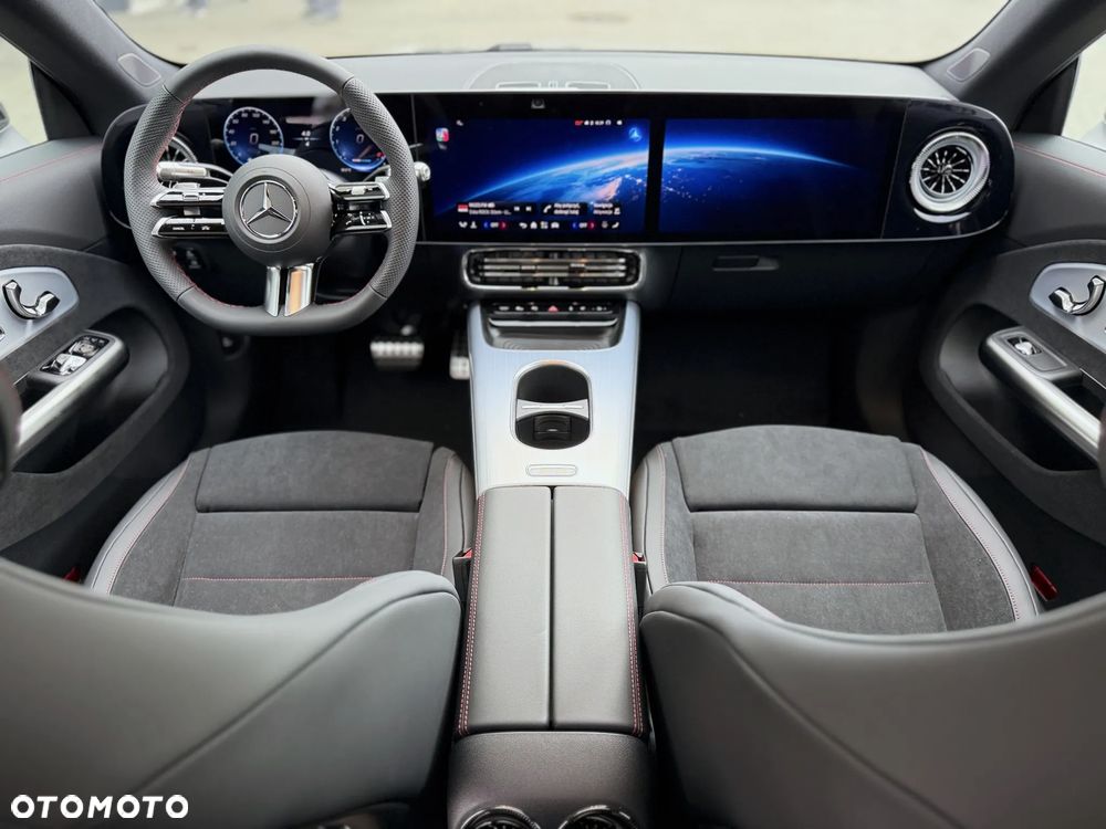 Mercedes-Benz CLA - 10