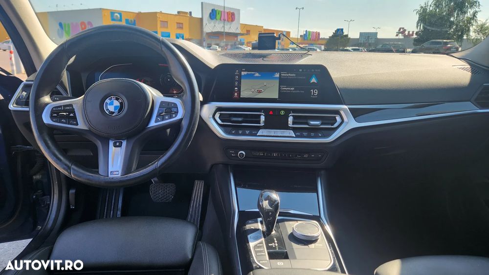 BMW Seria 3 320d xDrive AT MHEV - 12