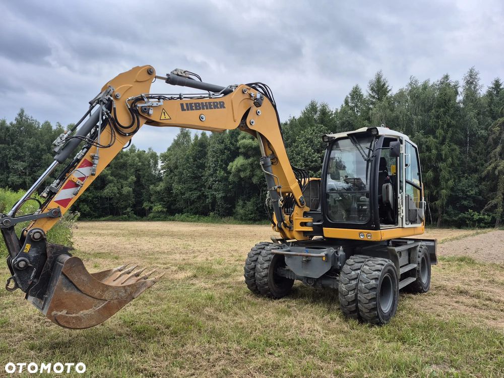 Liebherr 910 - 4
