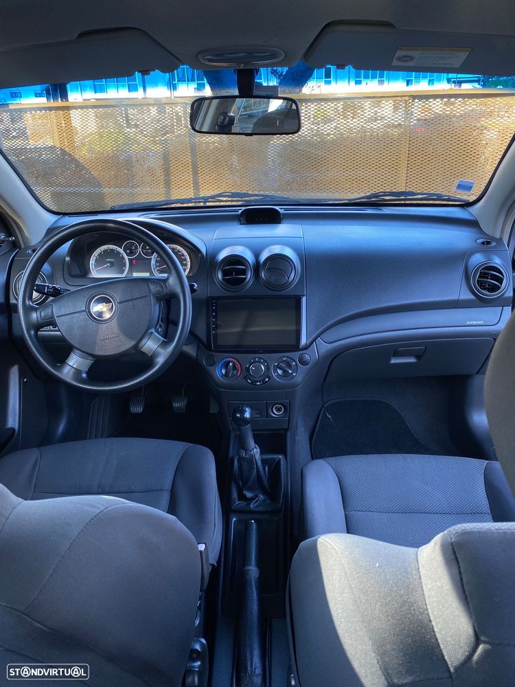 Chevrolet Aveo 1.2 LS - 10