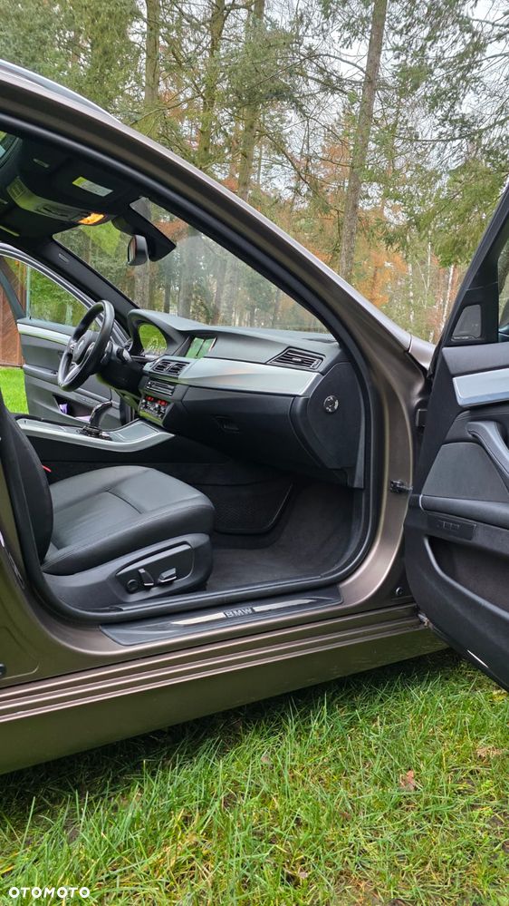 BMW Seria 5 - 23