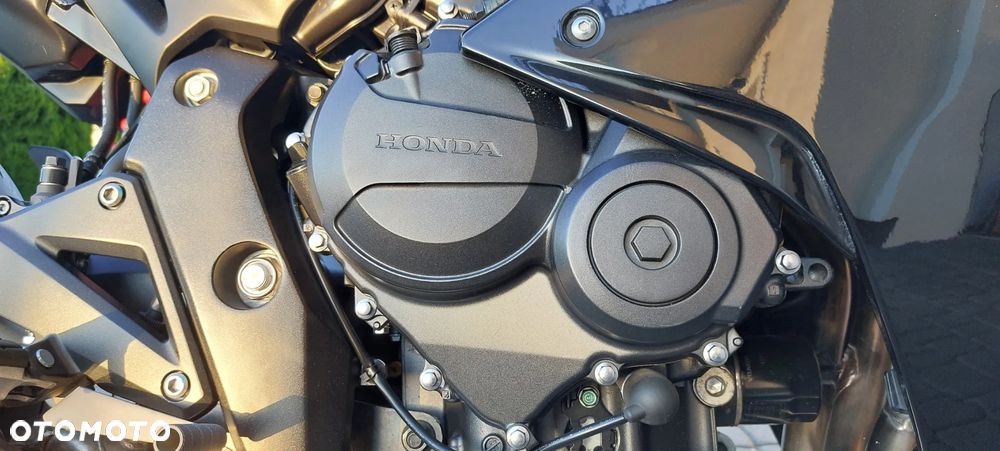 Honda CBR - 6