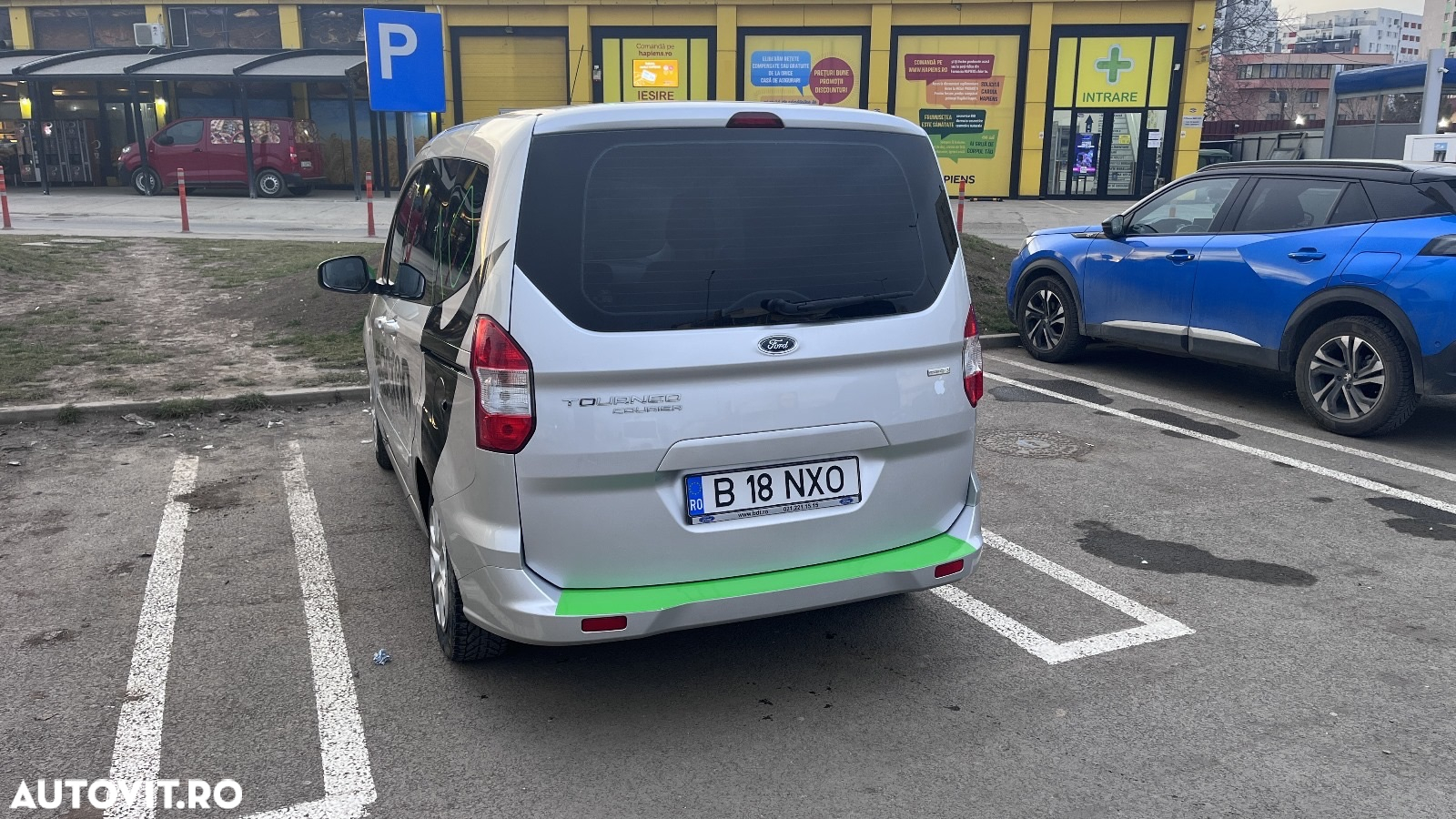 Ford Tourneo Courier 1.0 EcoBoost Trend - 4