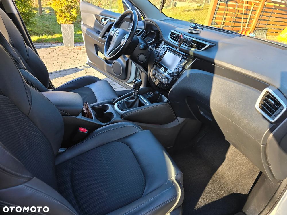 Nissan Qashqai 1.6 DCi 4x4 Tekna EU6 - 2