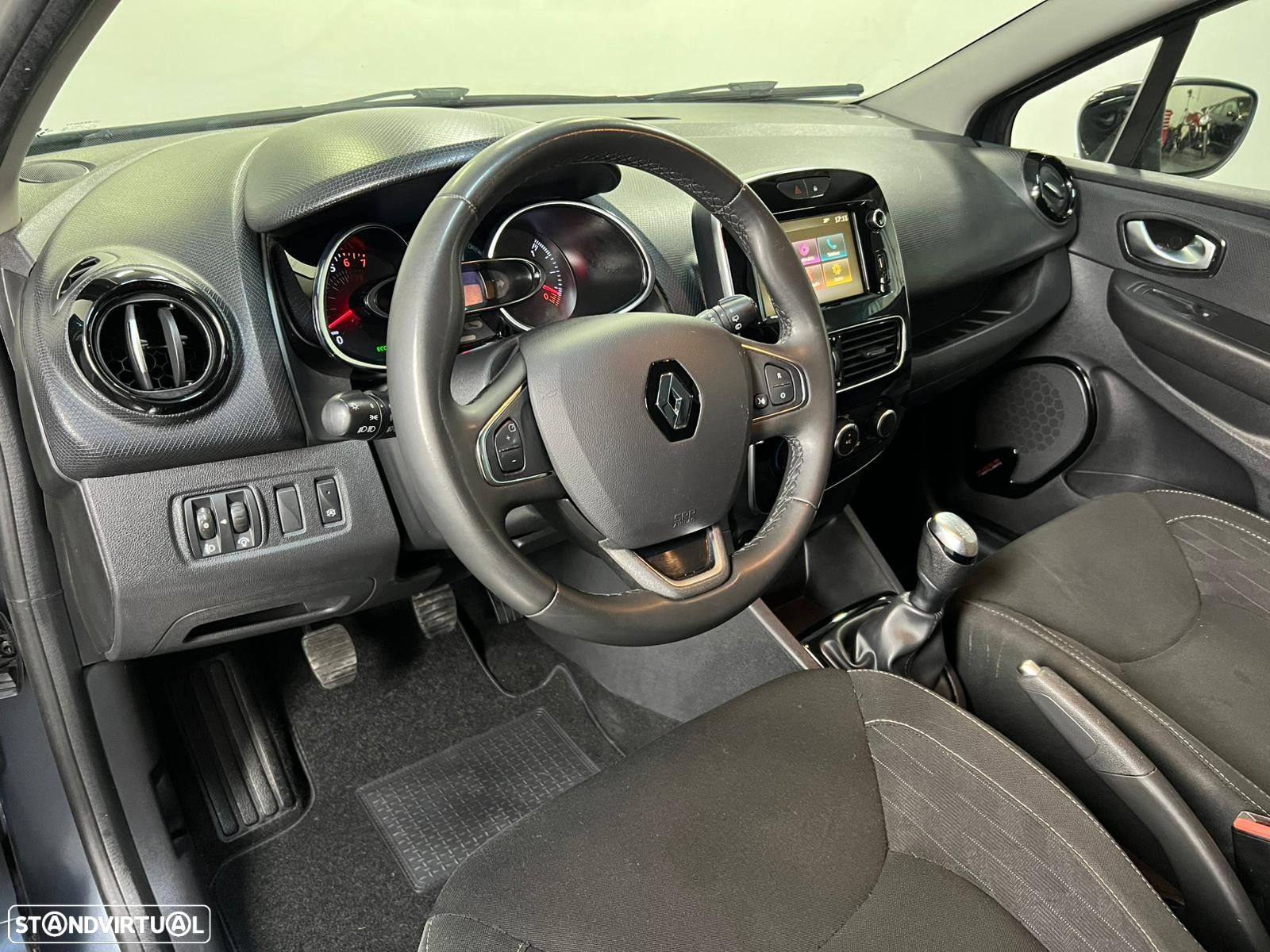 Renault Clio Sport Tourer 0.9 TCe Limited - 5