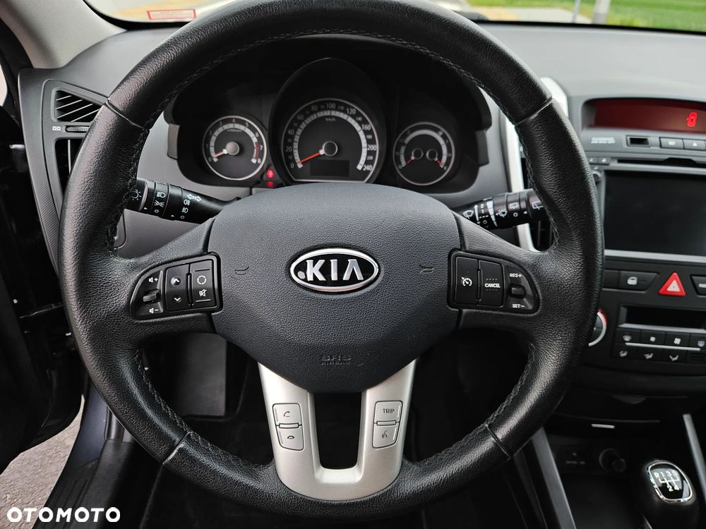Kia Ceed 1.4 L - 18
