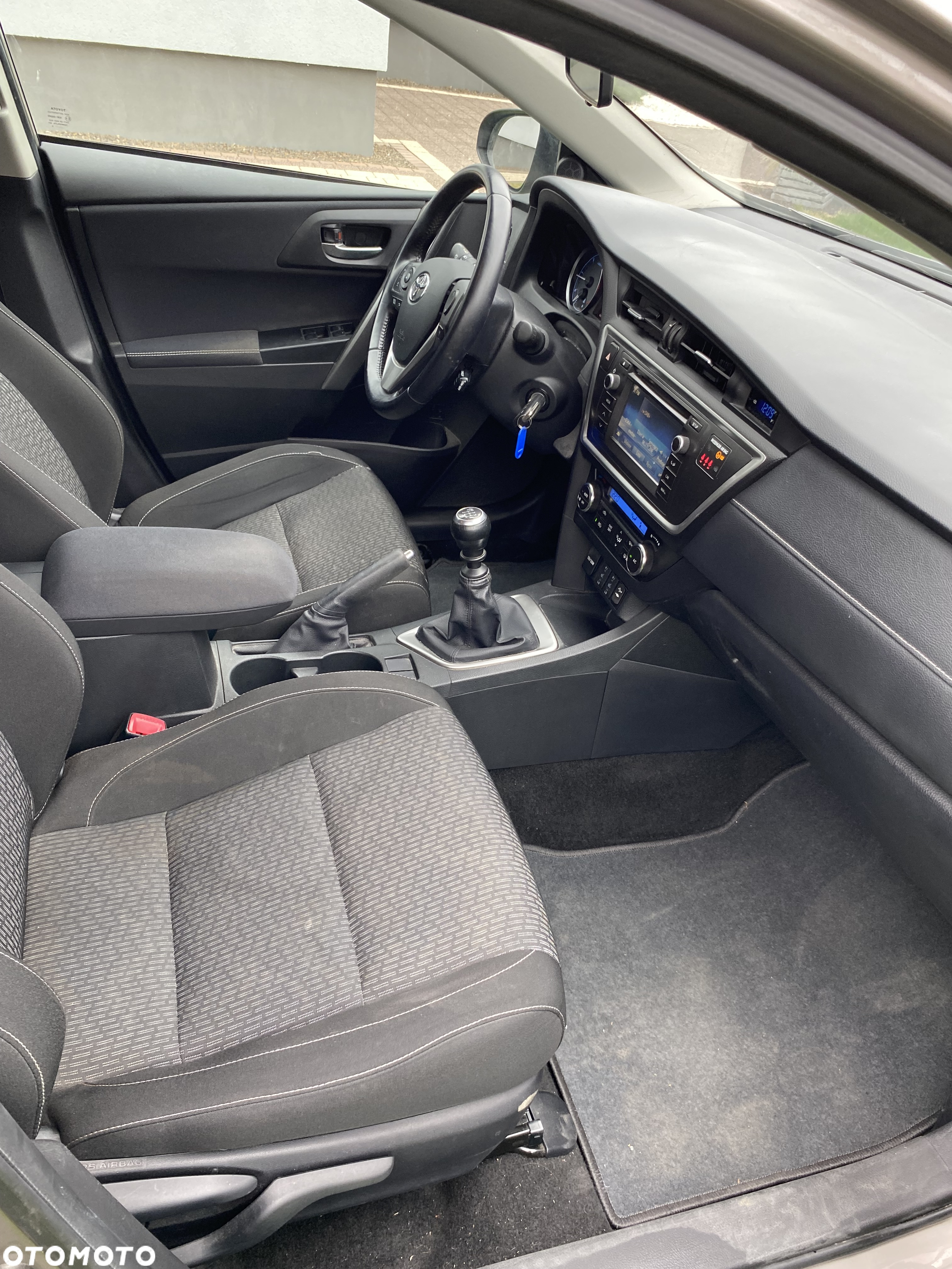 Toyota Auris 1.4 D-4D - 7