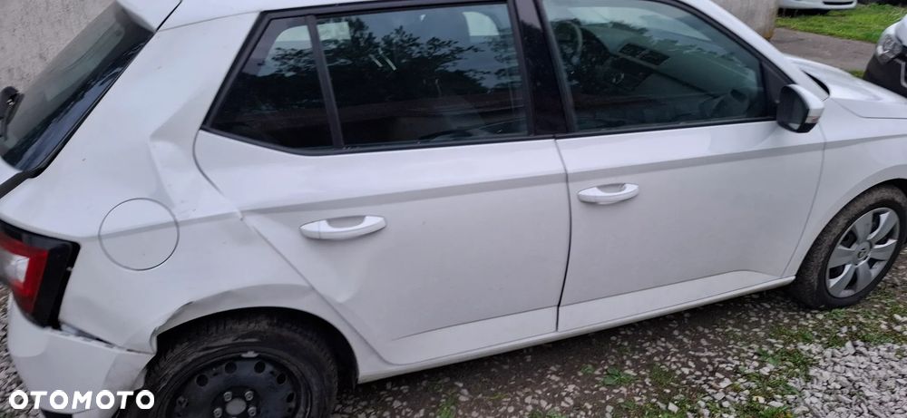 Skoda Fabia - 8