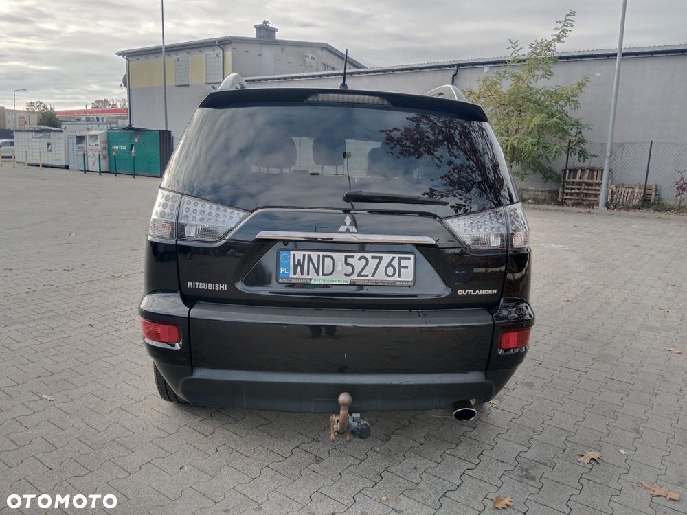 Mitsubishi Outlander 2.0 Intense + NAVI 2WD EU5 - 7