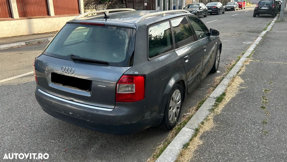 Audi A4 Limuzina 2003 photo 4