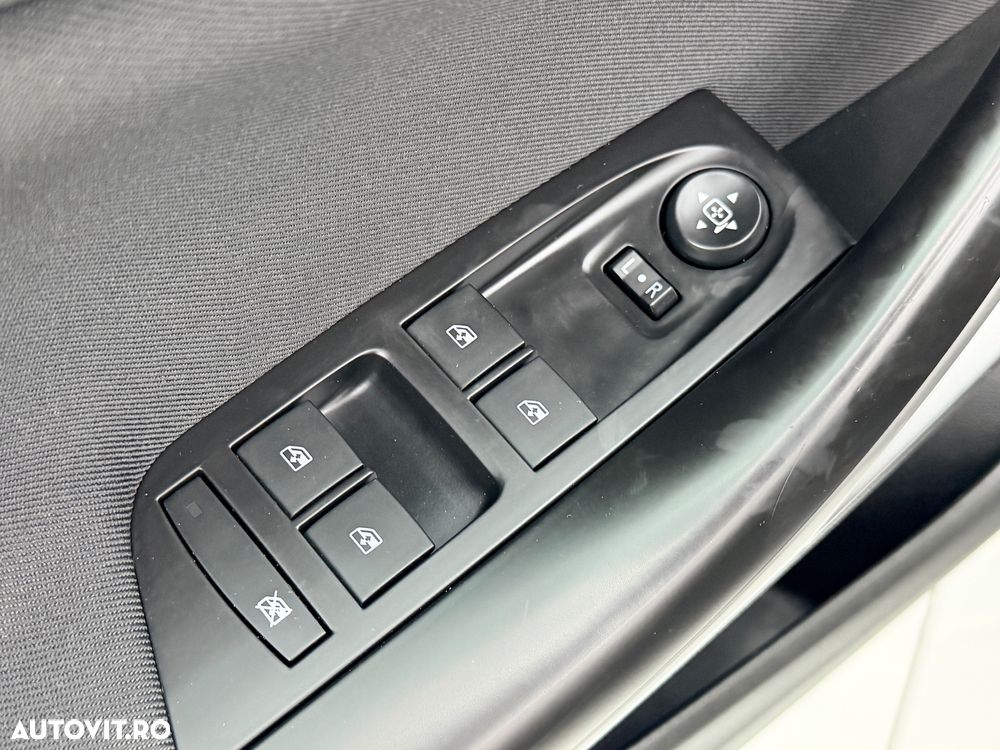 Opel Astra 1.6 D Start/Stop Sports Tourer Business - 11