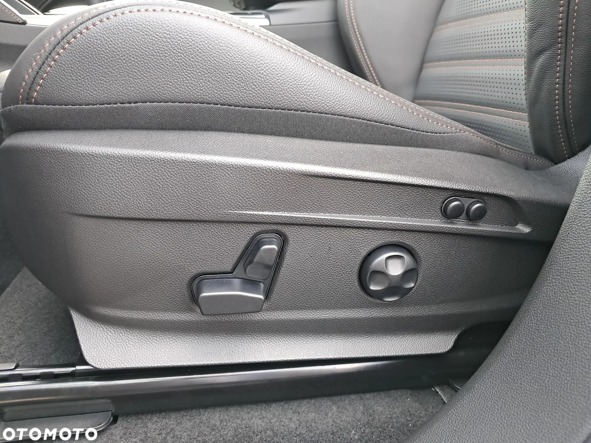 Alfa Romeo Stelvio - 14
