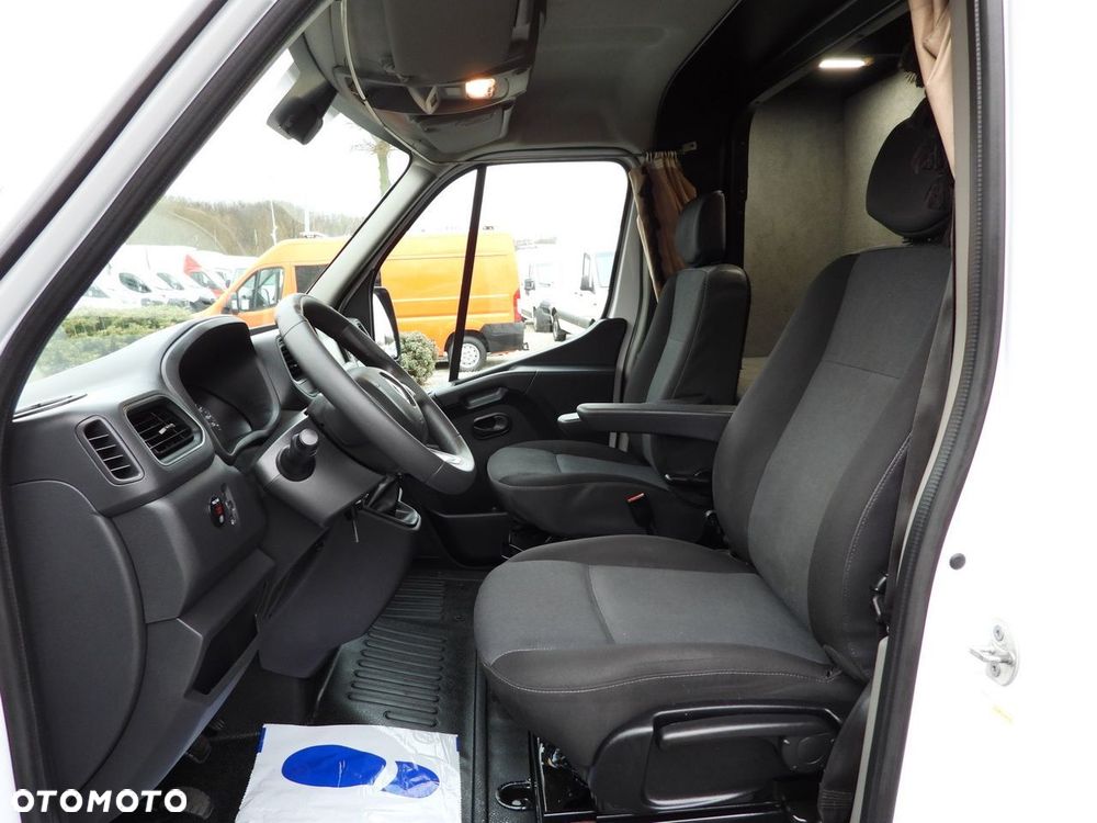 Renault MASTER PLANDEKA 8 PALET TEMPOMAT NAWIGACJA LEDY PNEUMATYKA KLIMATYZACJA  165KM - 24