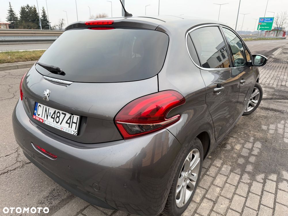 Peugeot 208 PureTech 82 Start & Stop Allure - 7