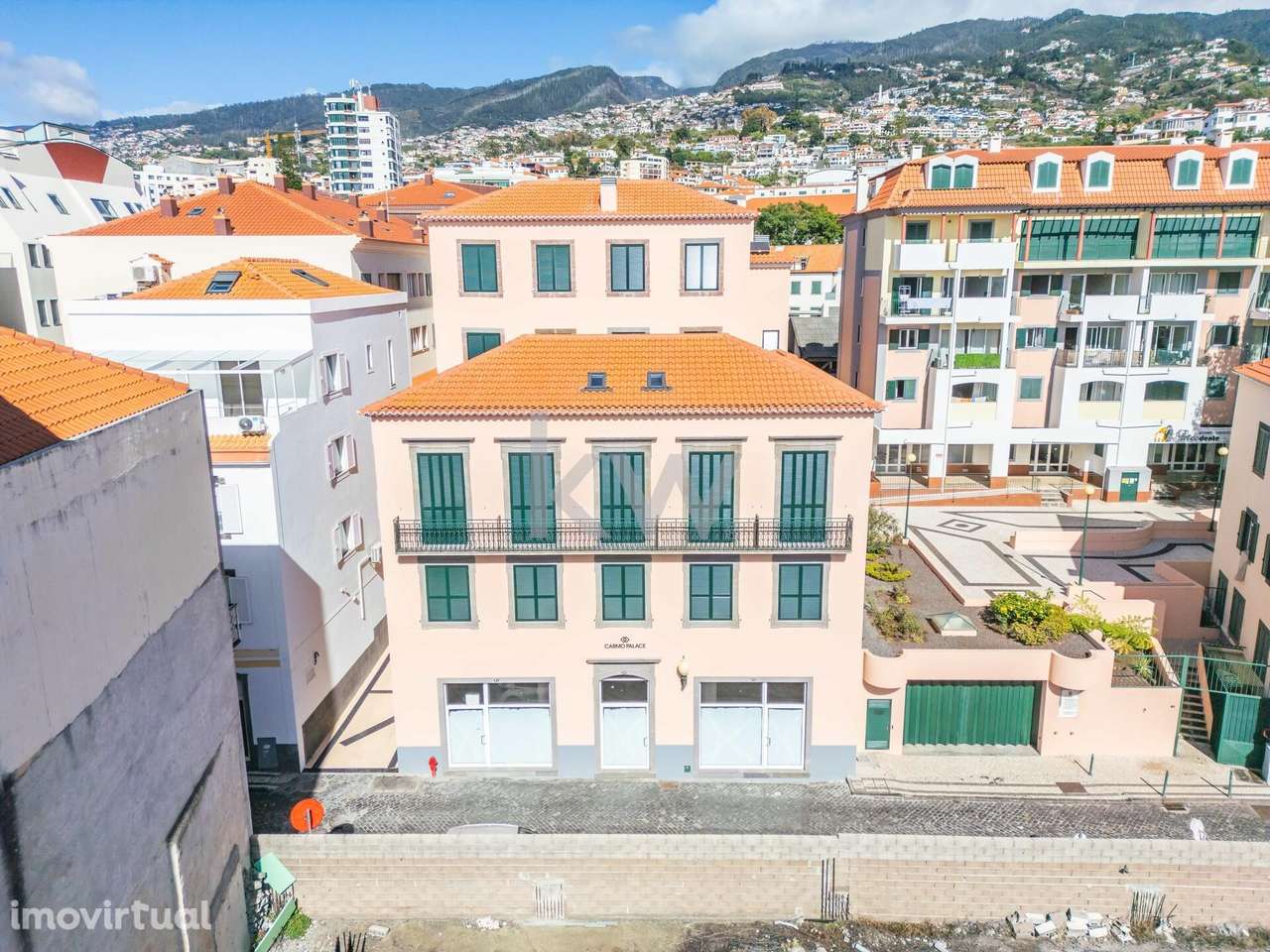 Espaço Comercial | 145 m2 de ABP | Rua do Carmo | Funchal | Madeira Is - Grande imagem: 4/10