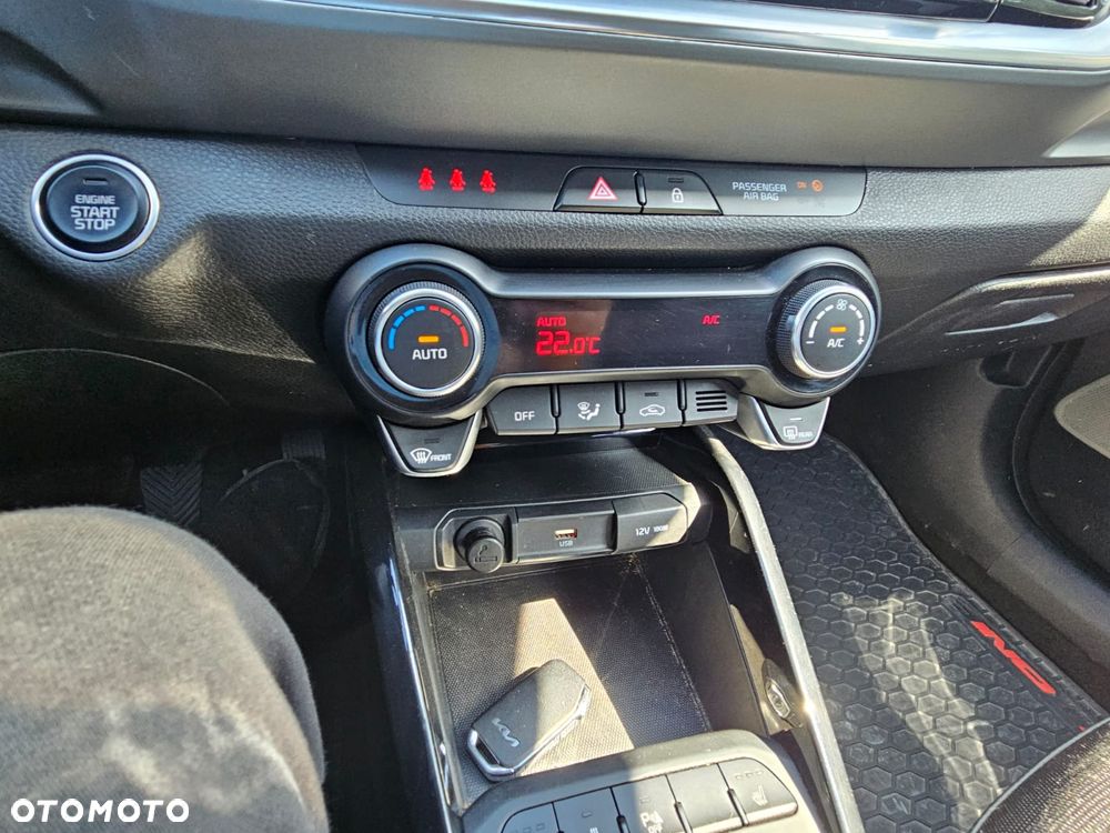 Kia Stonic 1.0 T-GDI L Business Line - 32