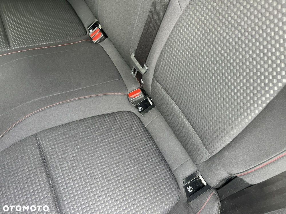 Ford Focus - 24