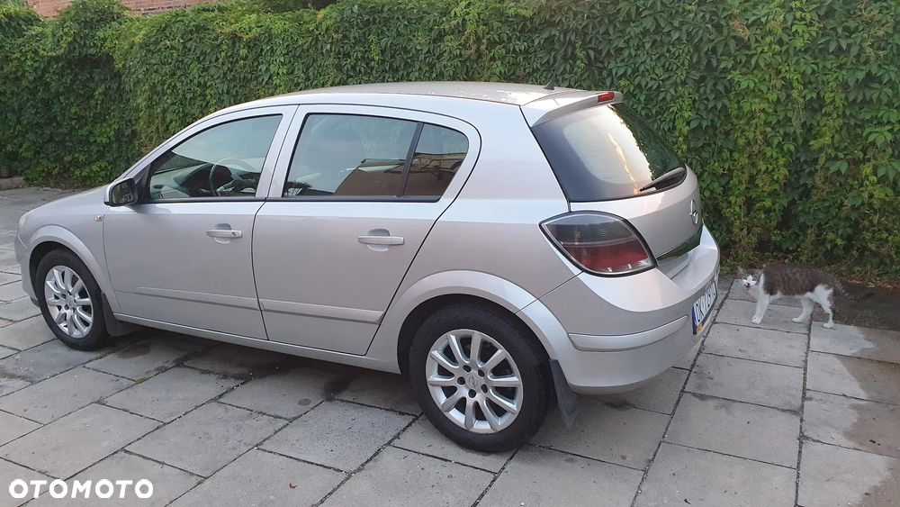 Opel Astra 1.7 CDTI - 25