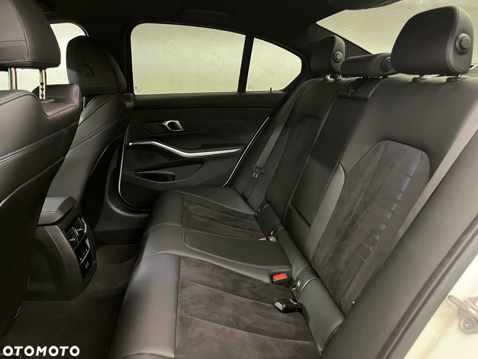 BMW Seria 3 - 32