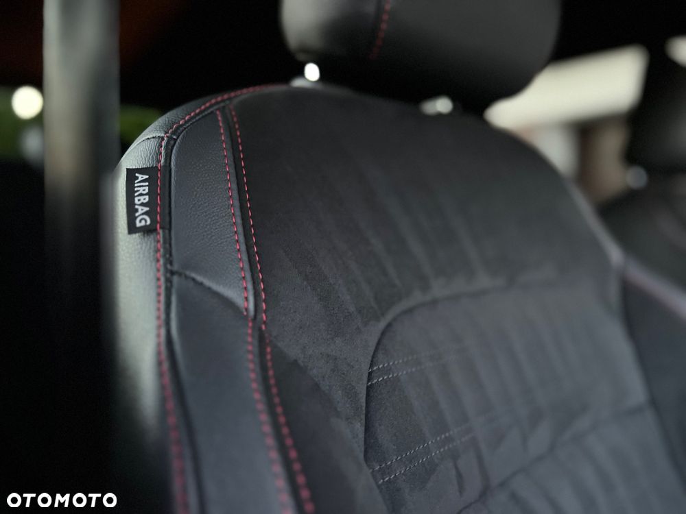 Ford Kuga - 10