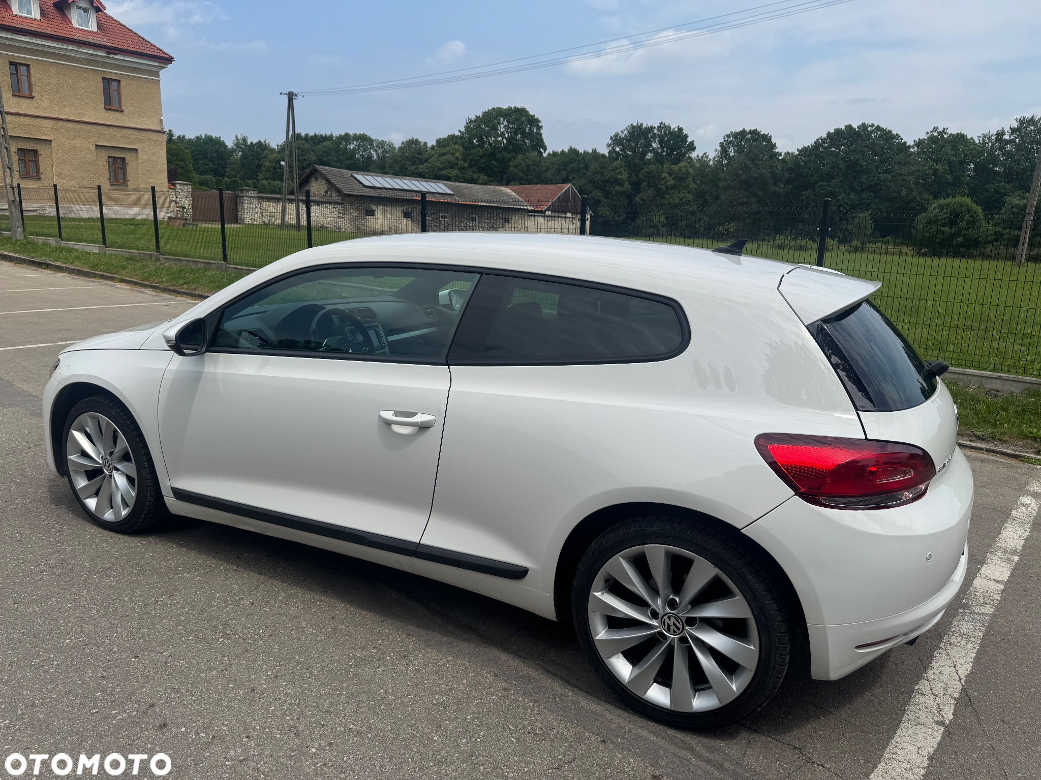 Volkswagen Scirocco 2.0 TDI - 11
