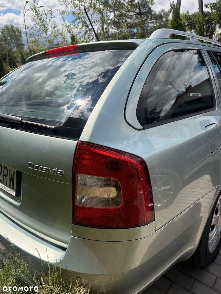 Skoda Octavia 1.4 TSI Ambiente - 10