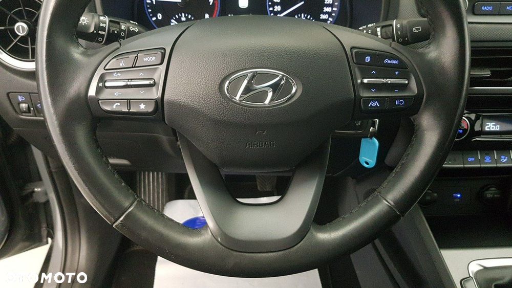 Hyundai Kona - 23