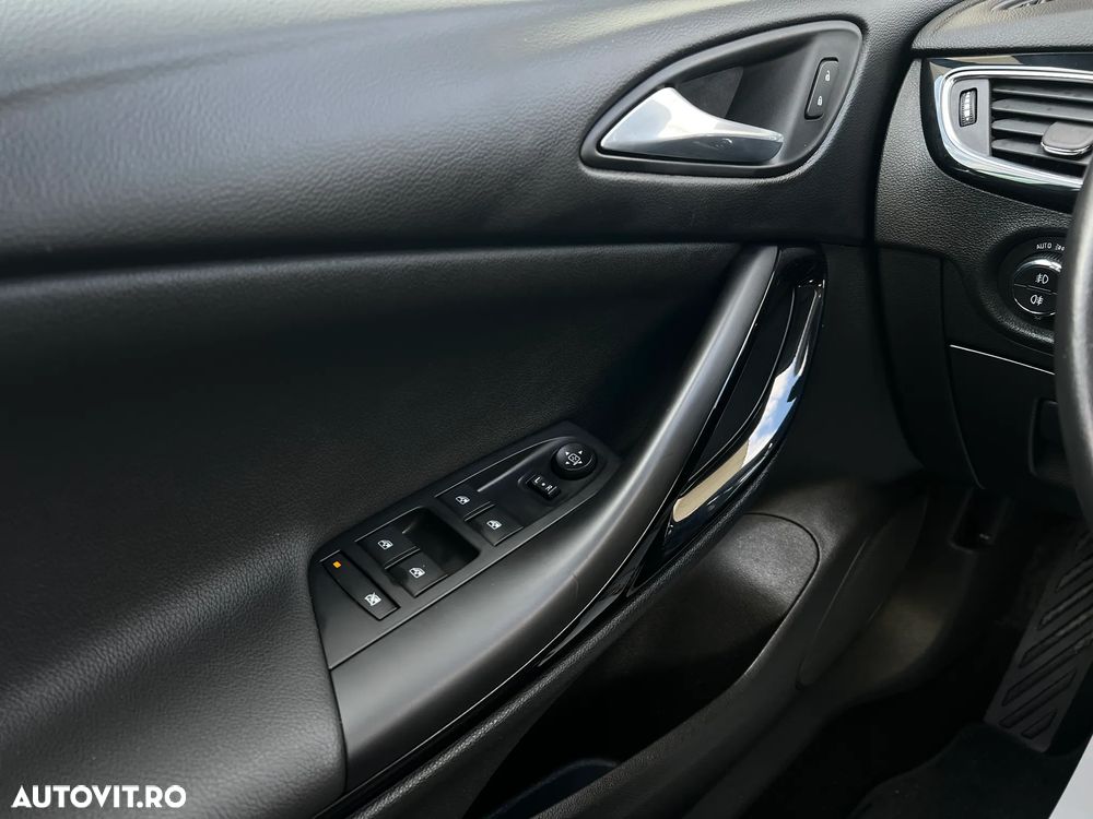 Opel Astra 1.5 Start/Stop Aut. Elegance - 15