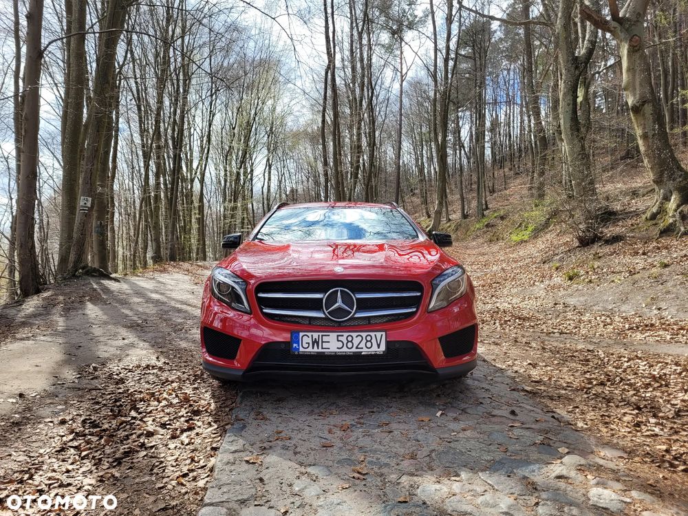 Mercedes-Benz GLA 250 4-Matic AMG Line - 3