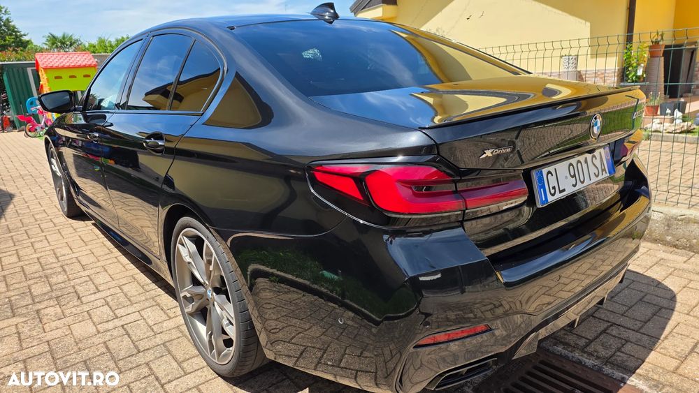 BMW Seria 5 550i xDrive - 3