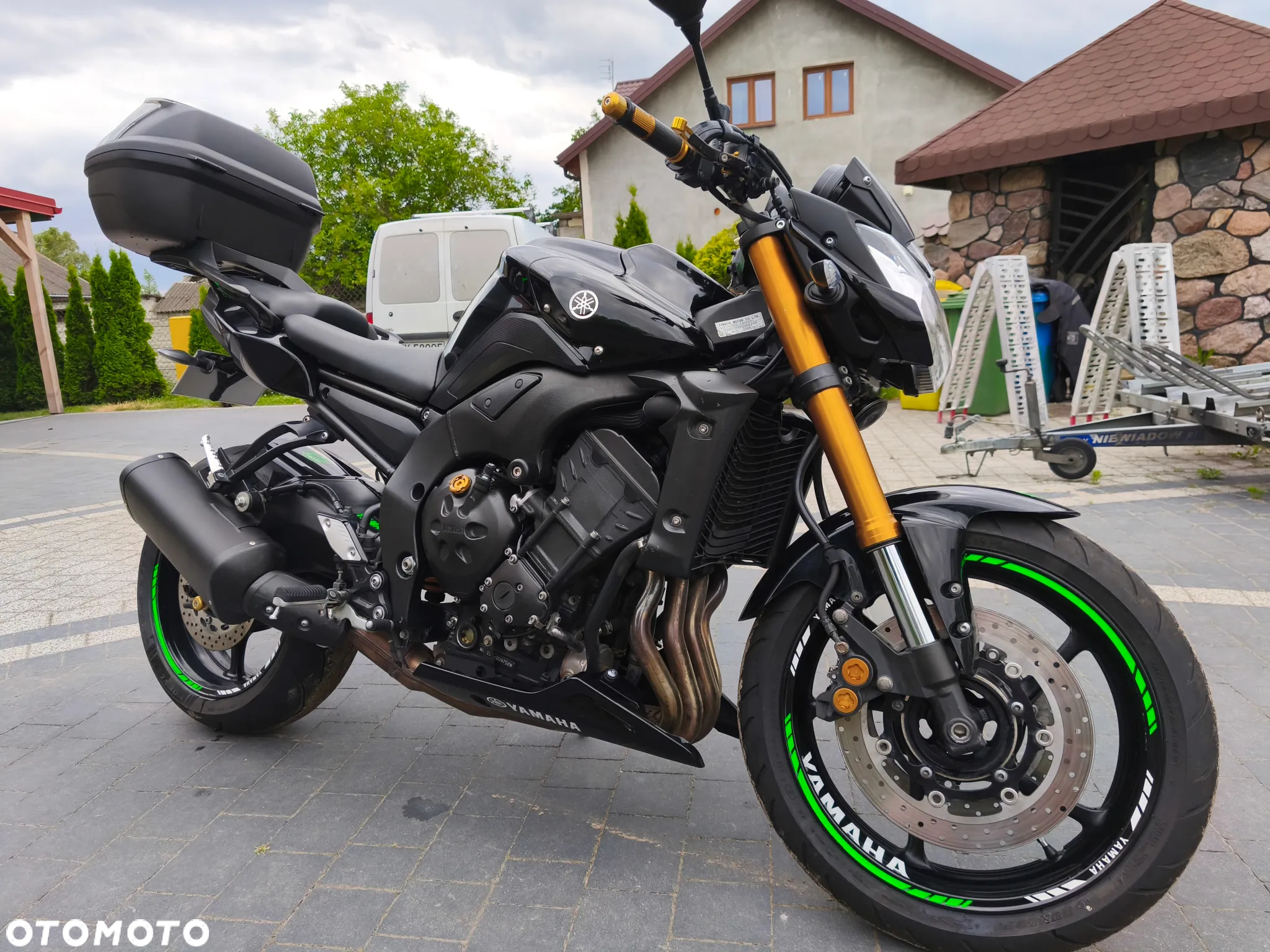 Yamaha FZ8 - 2