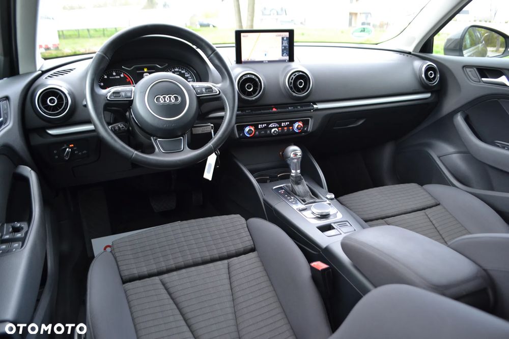 Audi A3 Sportback - 5