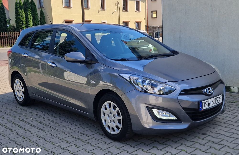 Hyundai i30 1.4 Classic + - 10