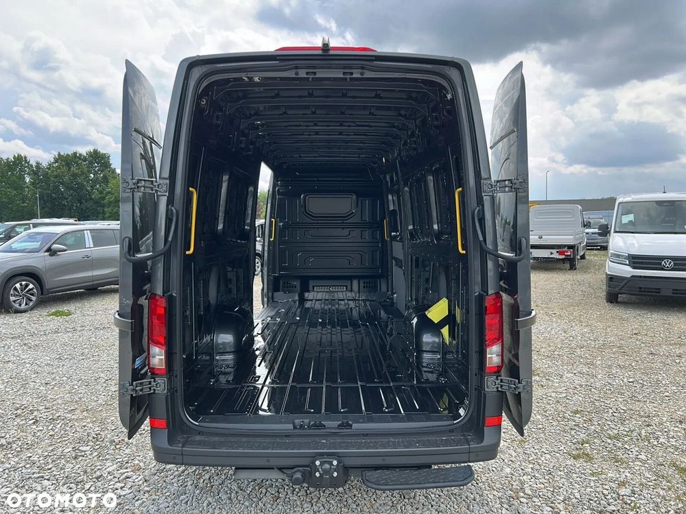 Volkswagen Crafter 35 Furgon LONG/Automat/L5H3, 2.0BiTDI 177KM, 4490mm, Wysoki dach, r.o. 4490 - 14
