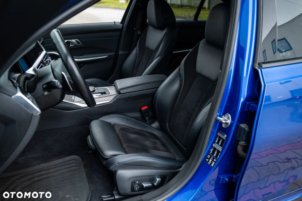 BMW Seria 3 330i xDrive M Sport - 11